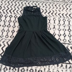 Rewind Dark Green Dress With Lace Detail